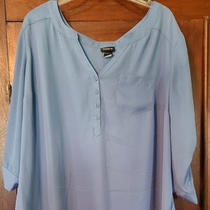 Torrid 3/4 length sleeves Blue dress shirt